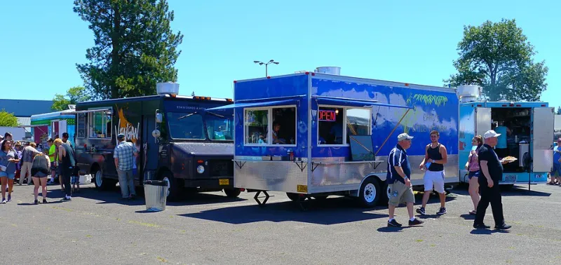 Pen Down, Window Up: The Food Critics Who Traded Reviews for Recipes on Wheels